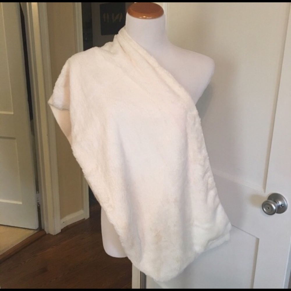 Banana Republic soft winter or everyday scarf